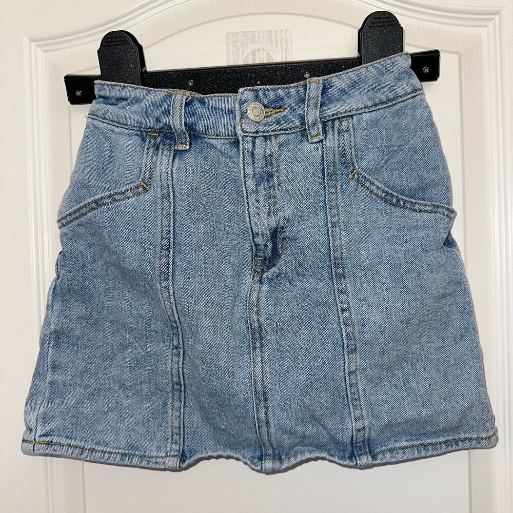 Pacsun - Women's Light Wash Mini Denim Skirt - Size 24